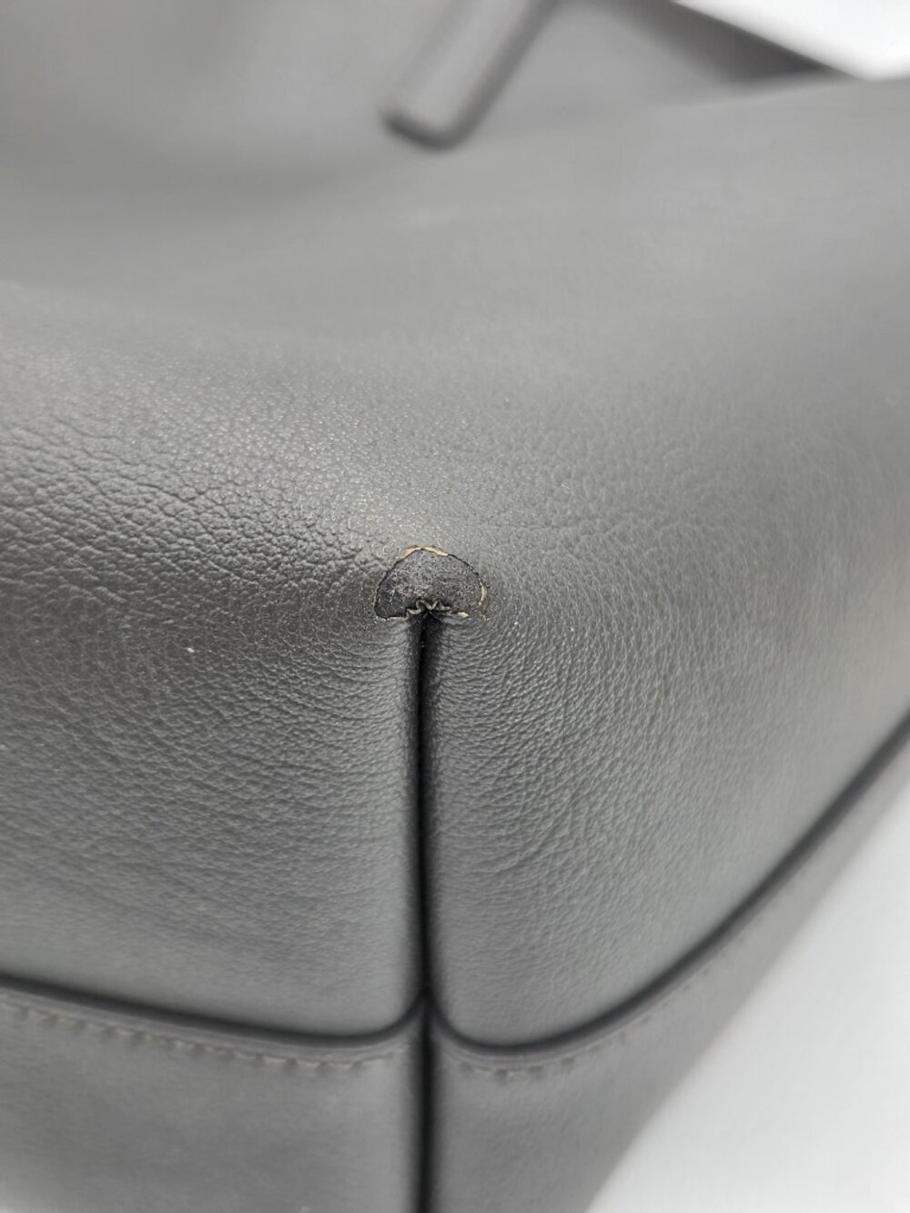 Saint Laurent East West Shopping Tote – Dark Gray Leather | Large Size - Picture 6 of 15